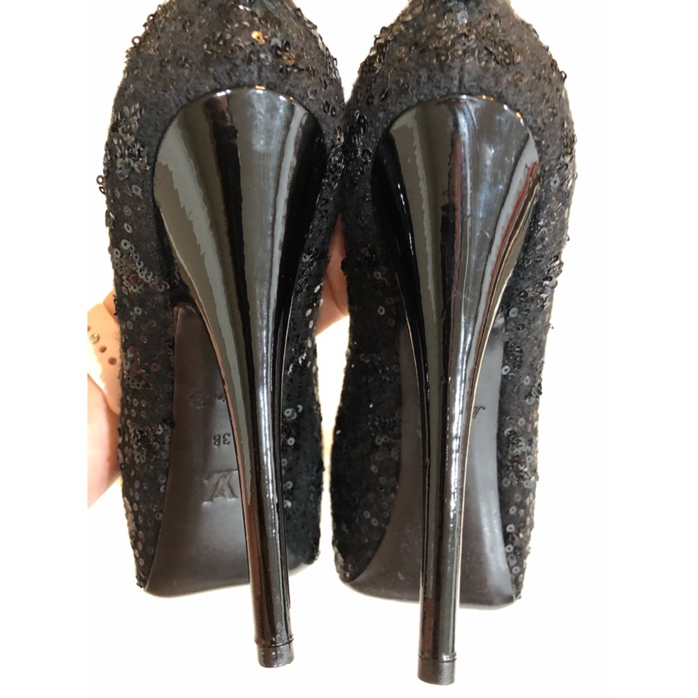 Louis Vuitton Black Sequin Oh Really Lock Pumps 38 - Picture 11 of 15